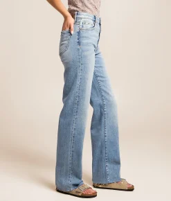 HIDDEN Ella Classic Straight Stretch Jean Cayucos Beach Hot