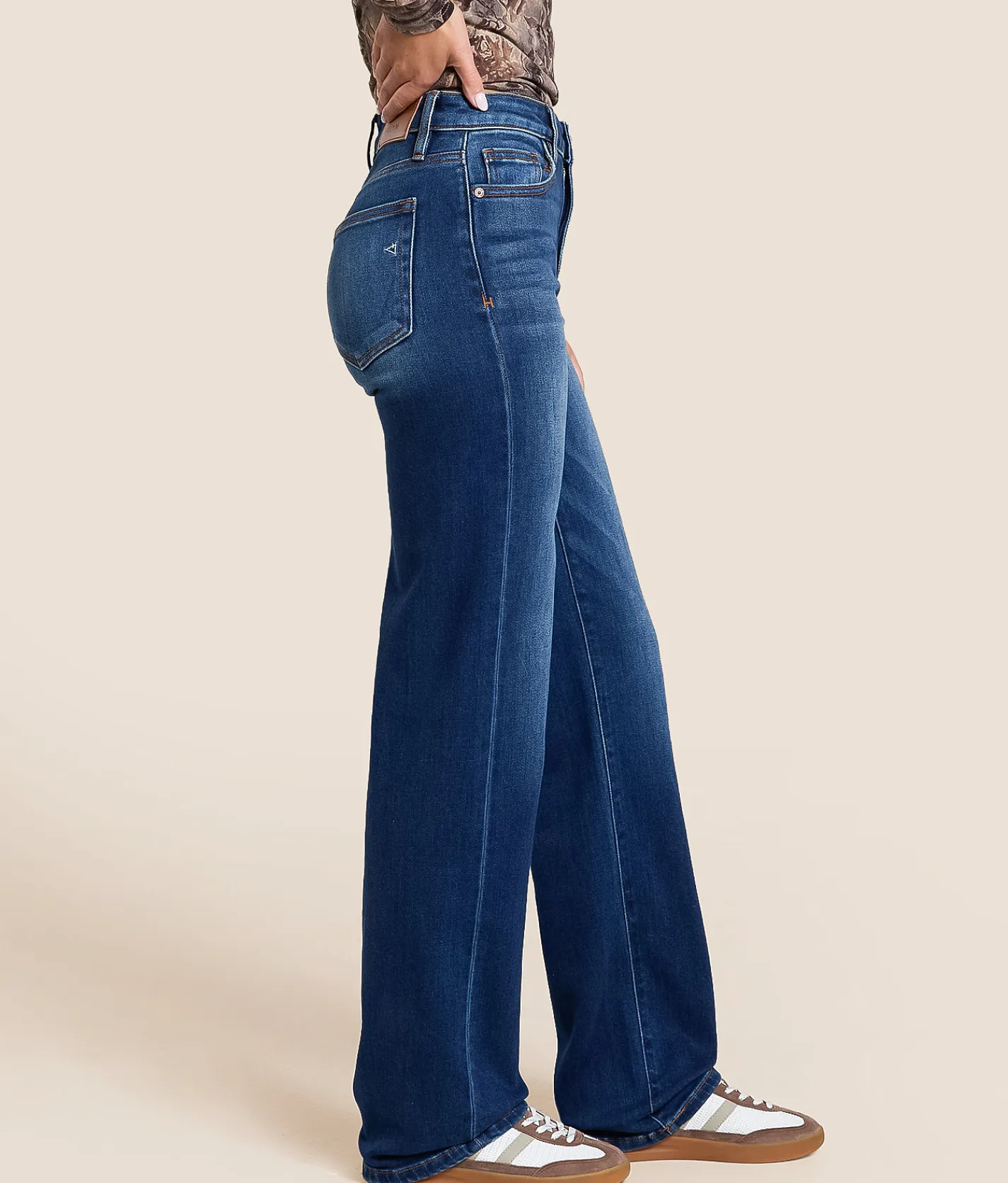 HIDDEN Ella Classic Straight Stretch Jean Doran