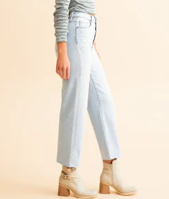 HIDDEN Ella Cropped Straight Stretch Jean Light Discount