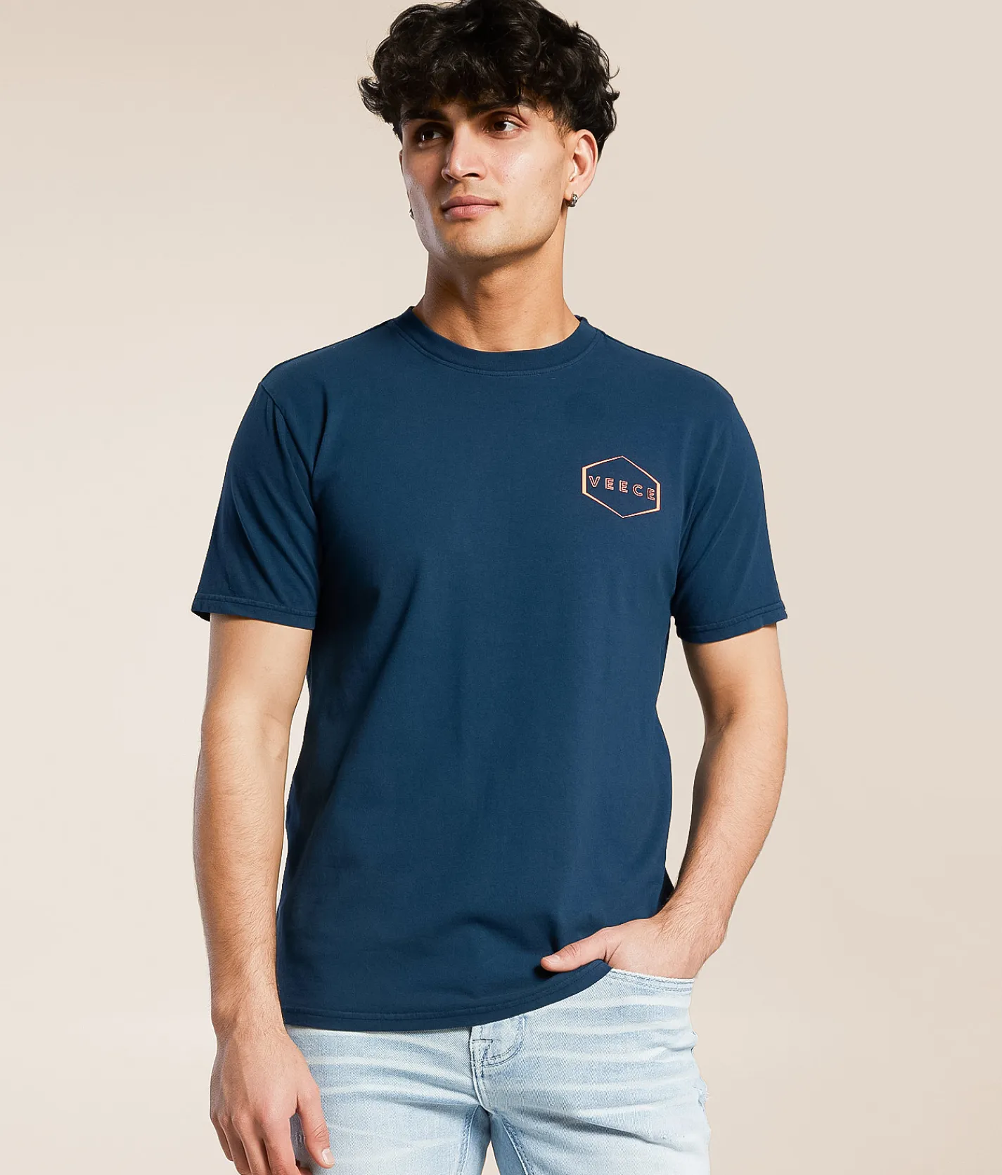 Tops|Graphic T-Shirts | Veece Embarked T-Shirt Navy