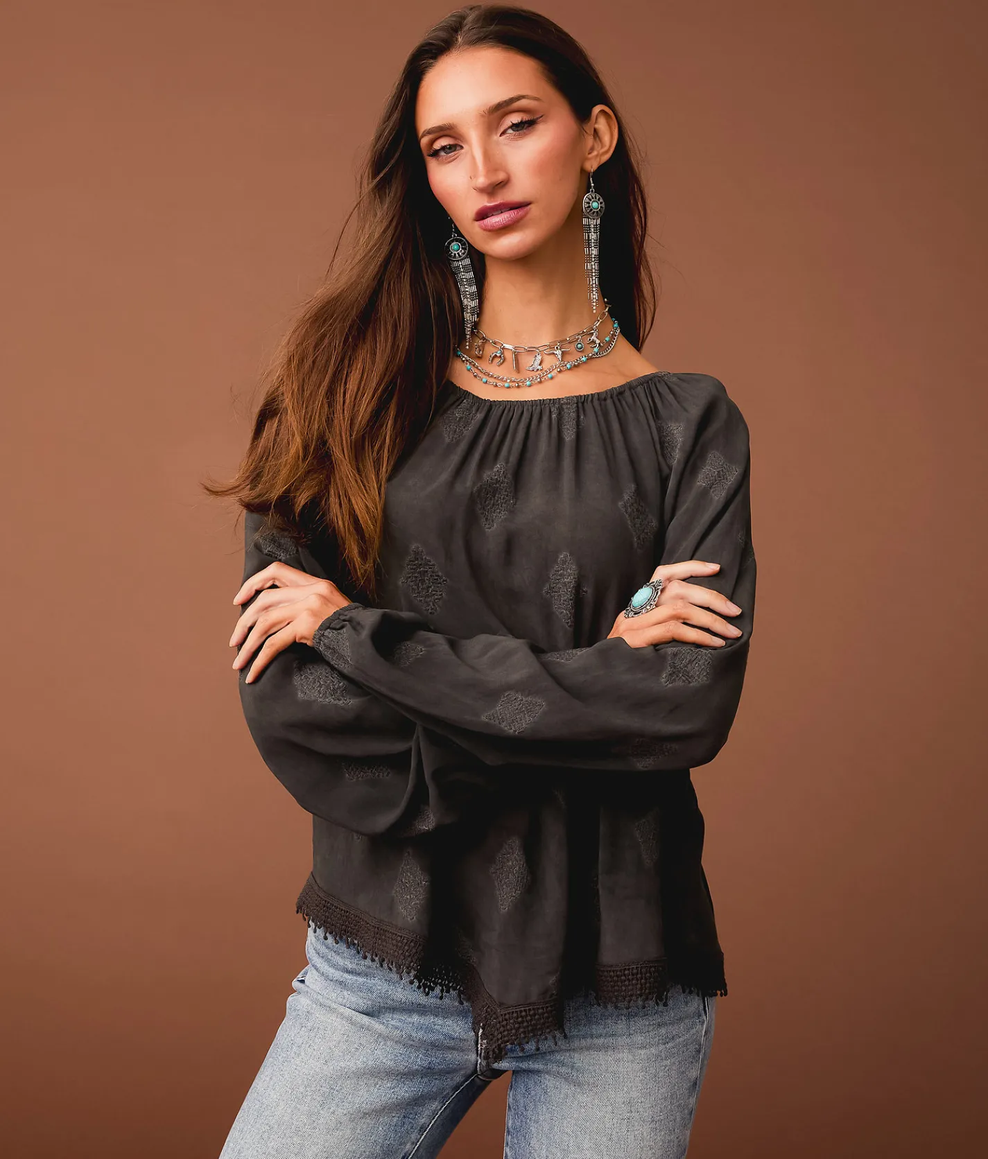 Sterling & Stitch Embroidered Hanky Top Washed Black New