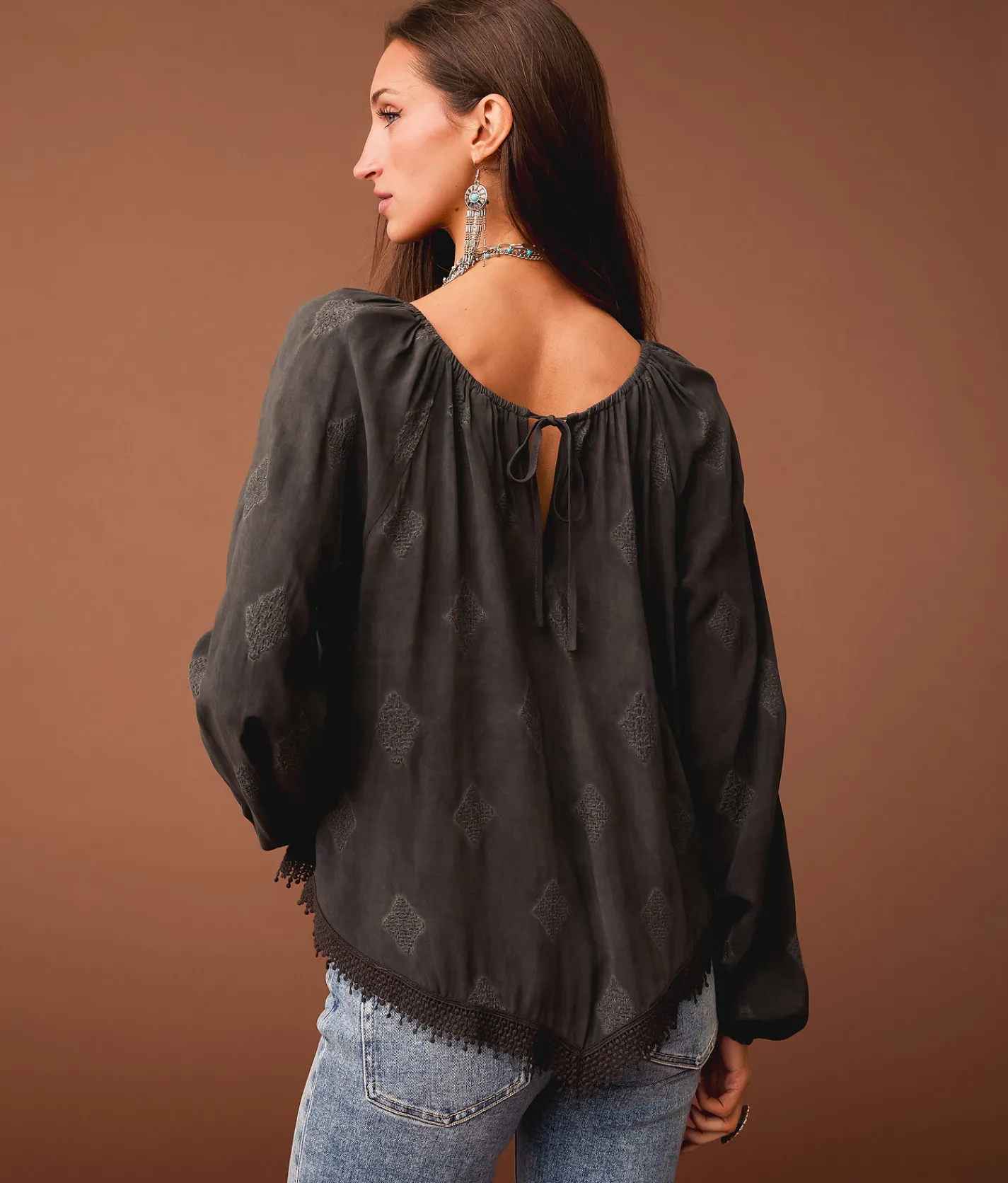Sterling & Stitch Embroidered Hanky Top Washed Black New