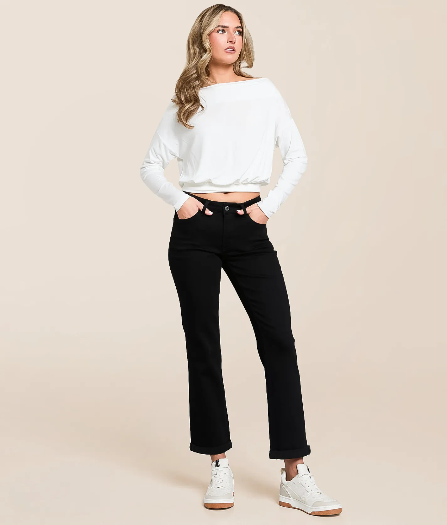 Jeans|Bottoms | VERVET by Flying Monkey Evie Mid-Rise Cropped Straight Jean Reassuring