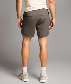 Bottoms | Maven Co-op Fairway Performance Stretch Short Dark Shadow