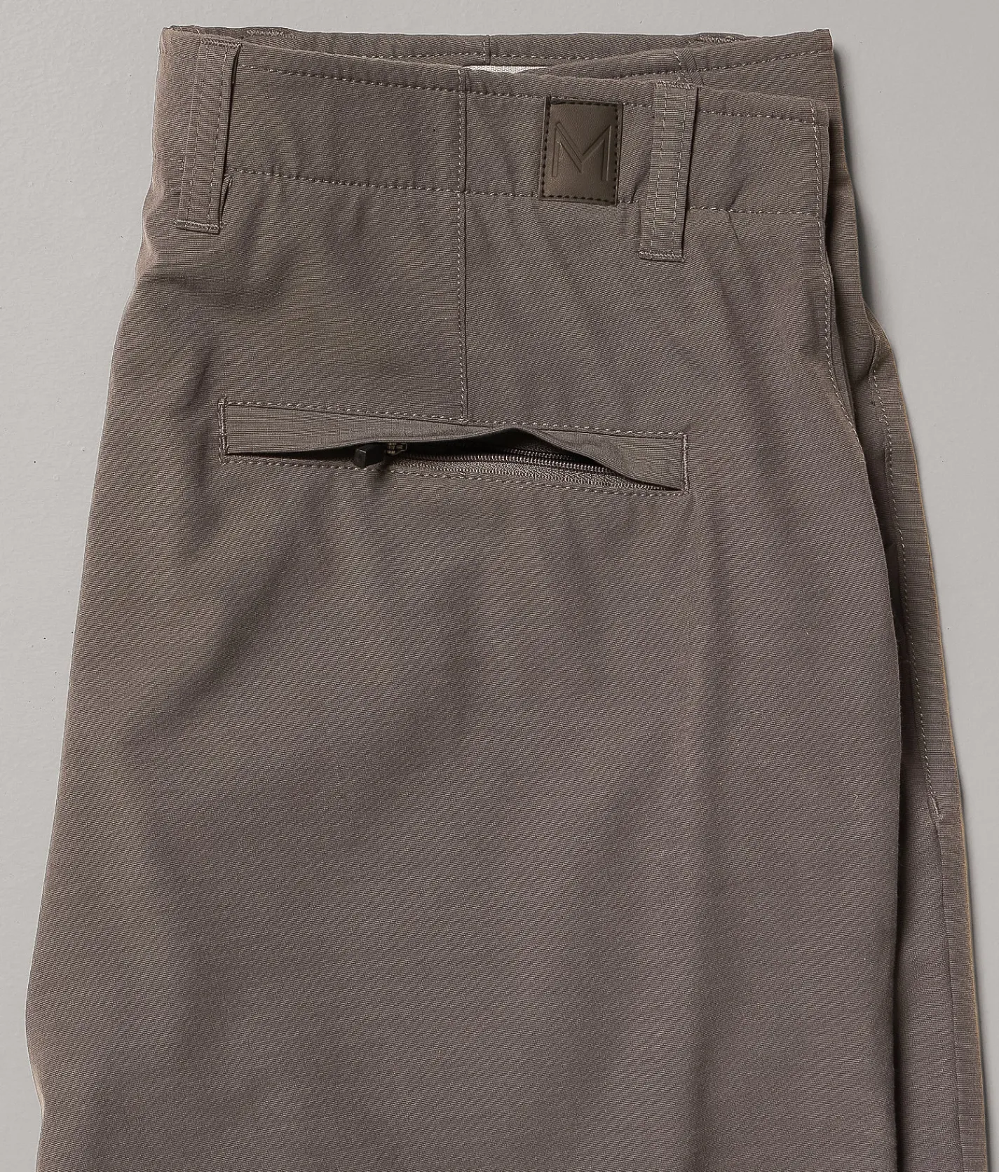 Bottoms | Maven Co-op Fairway Performance Stretch Short Dark Shadow
