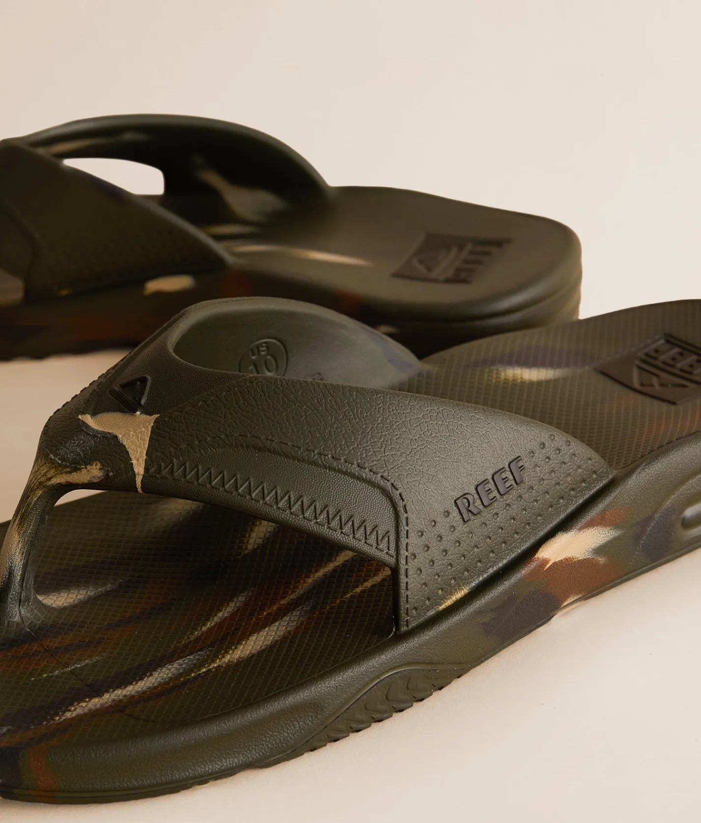 Reef Fanning H2O Flip Camo Marble Best