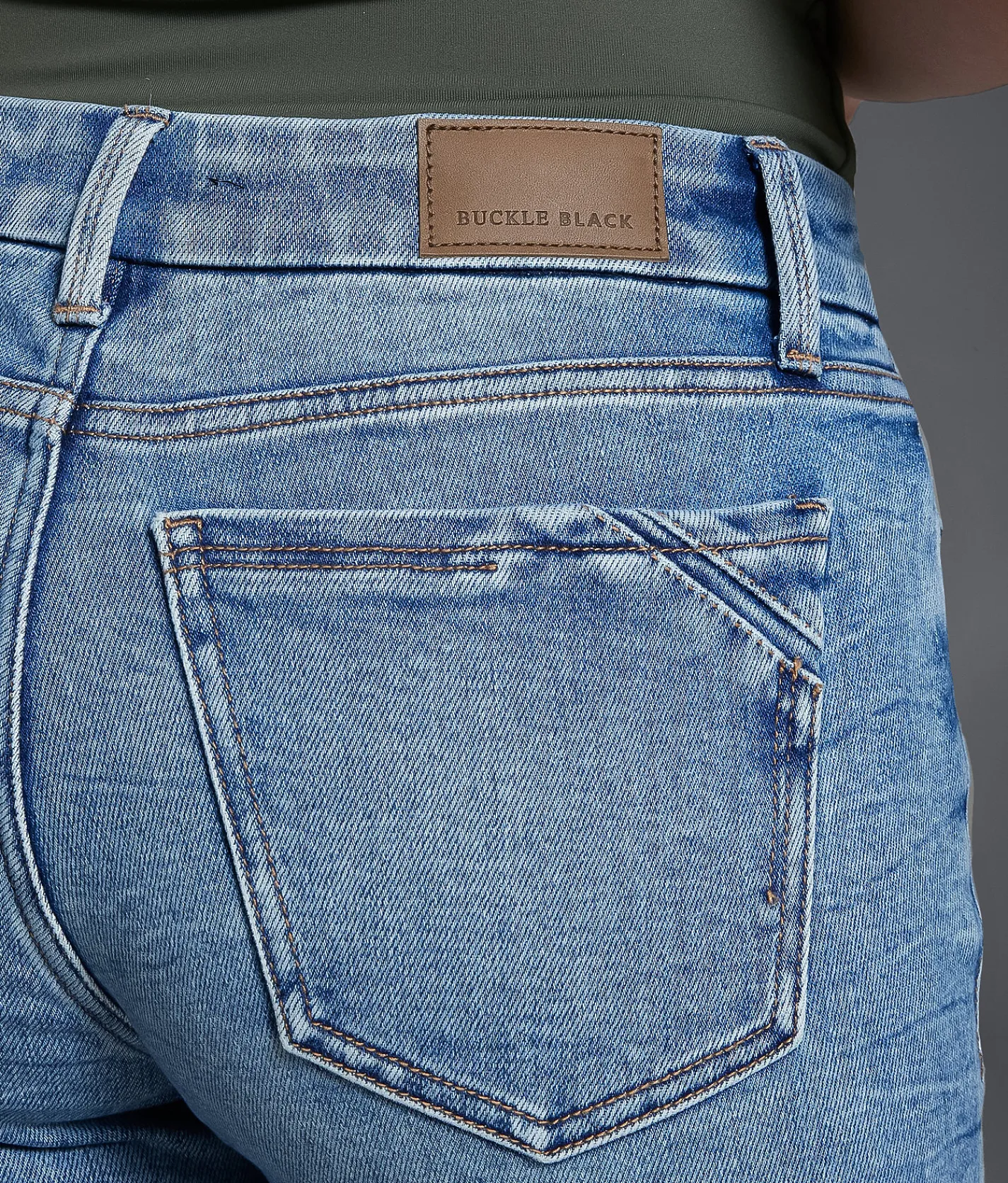 Buckle Black Fit No. 53 Bermuda Stretch Short Macliz 8 Discount