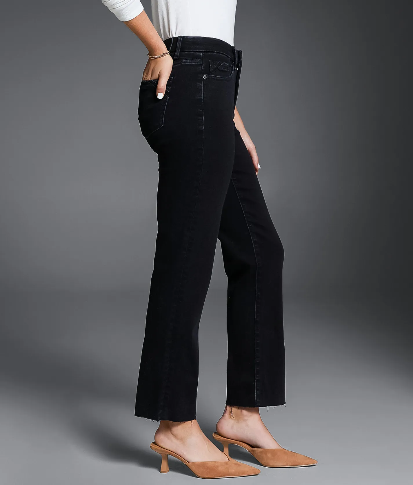 Buckle Black Fit No. 85 Cropped Straight Stretch Jean Black Best