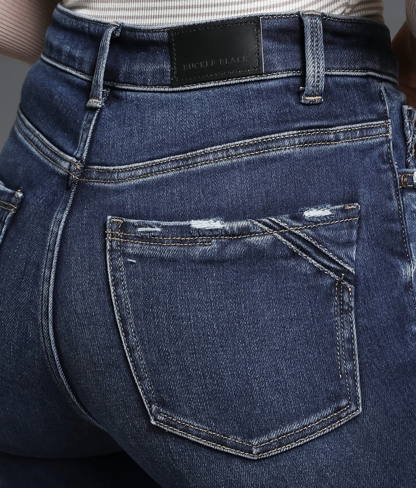 Buckle Black Fit No. 35 Cropped Straight Stretch Jean Idrell Outlet