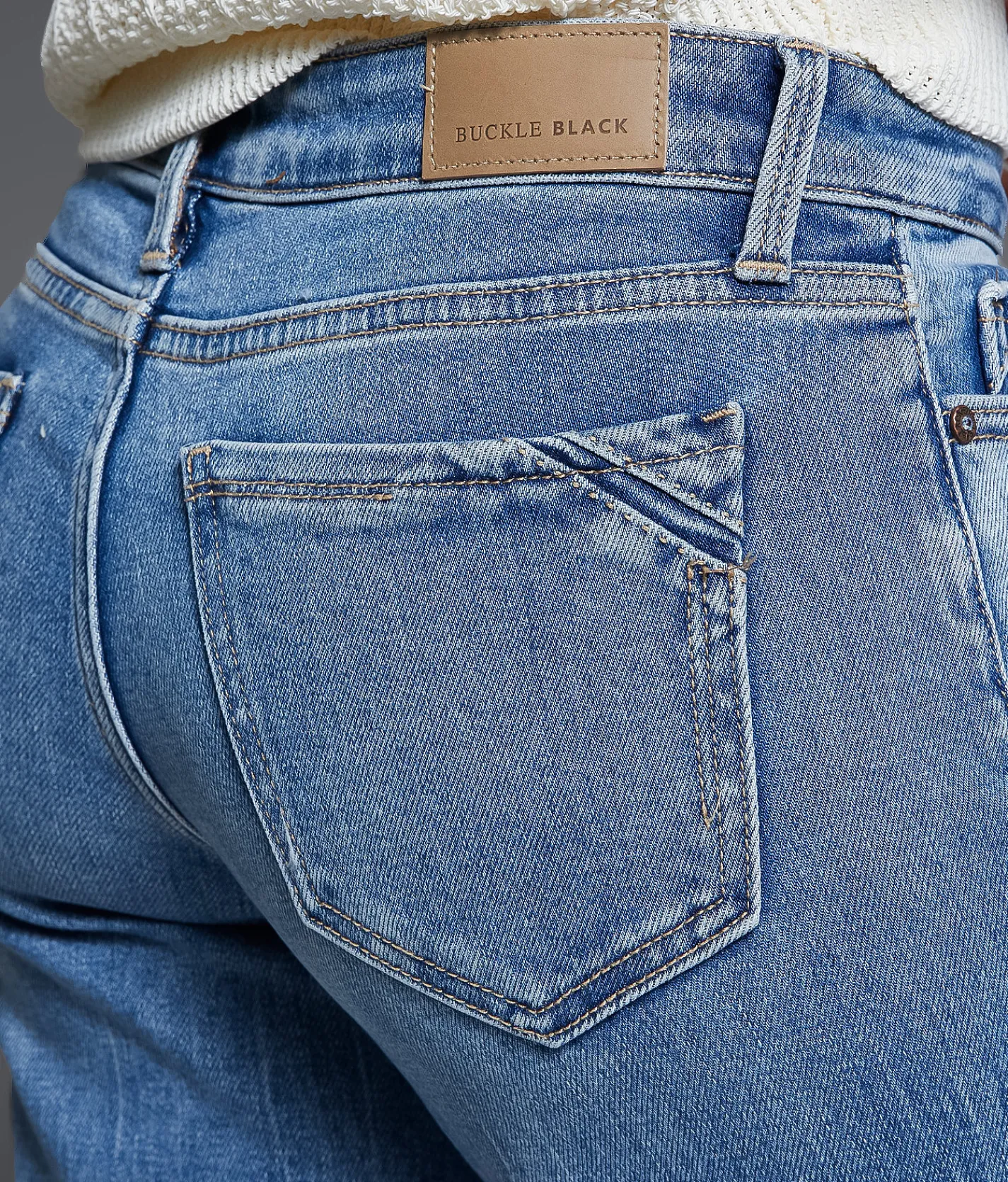 Jeans|Bottoms | Buckle Black Fit No. 53 Cropped Wide Leg Stretch Jean Kaplin 2