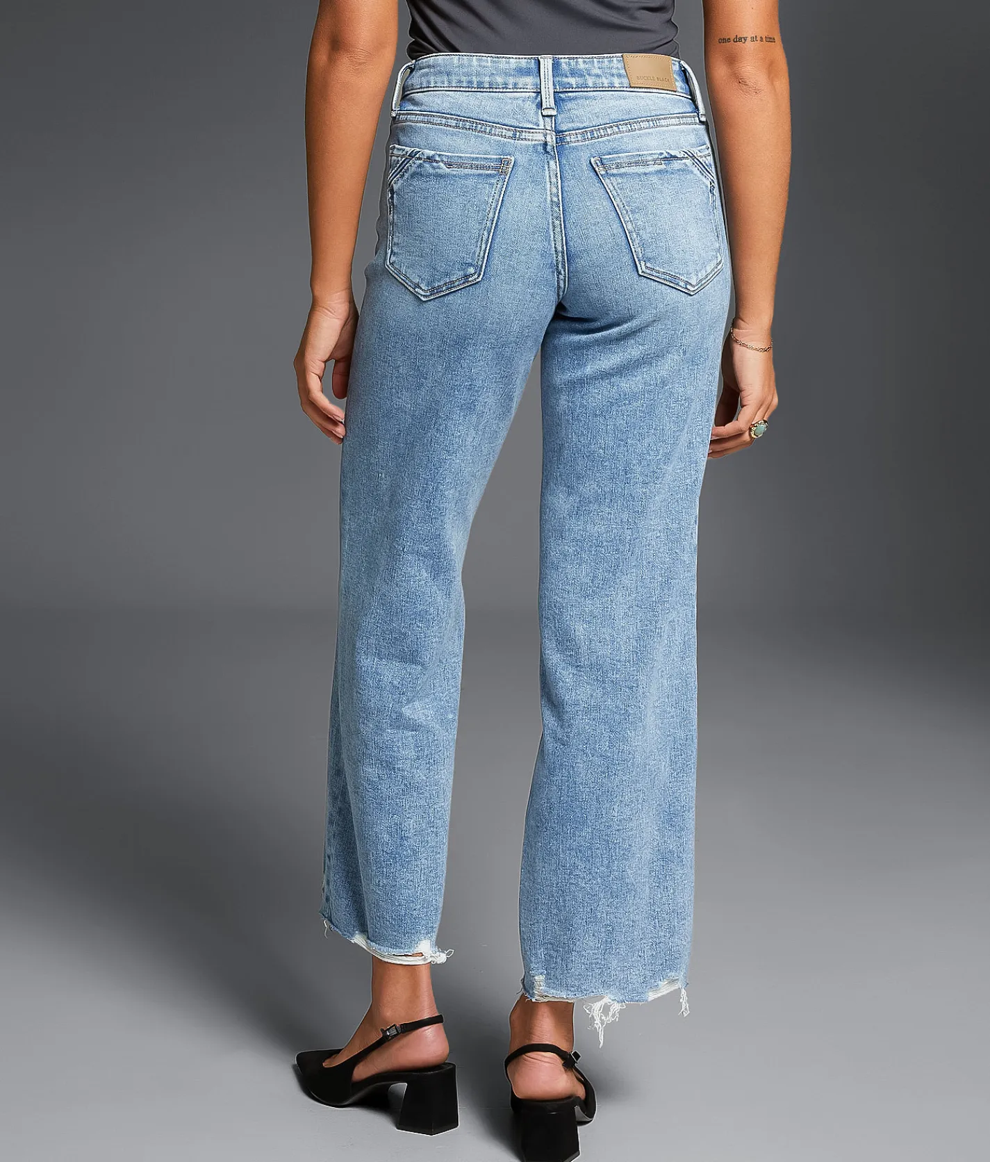 Buckle Black Fit No. 53 Cropped Wide Leg Stretch Jean Bianca New