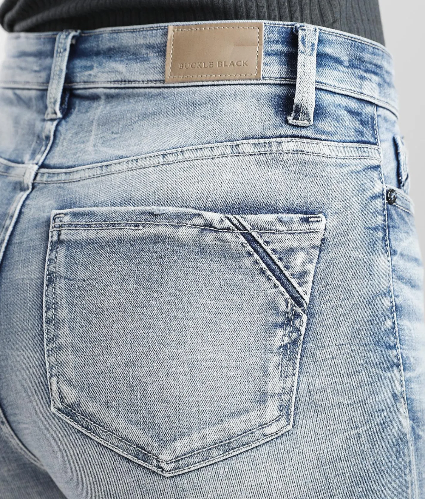 Buckle Black Fit No. 75 High Ankle Skinny Jean Eureka Springs Hot