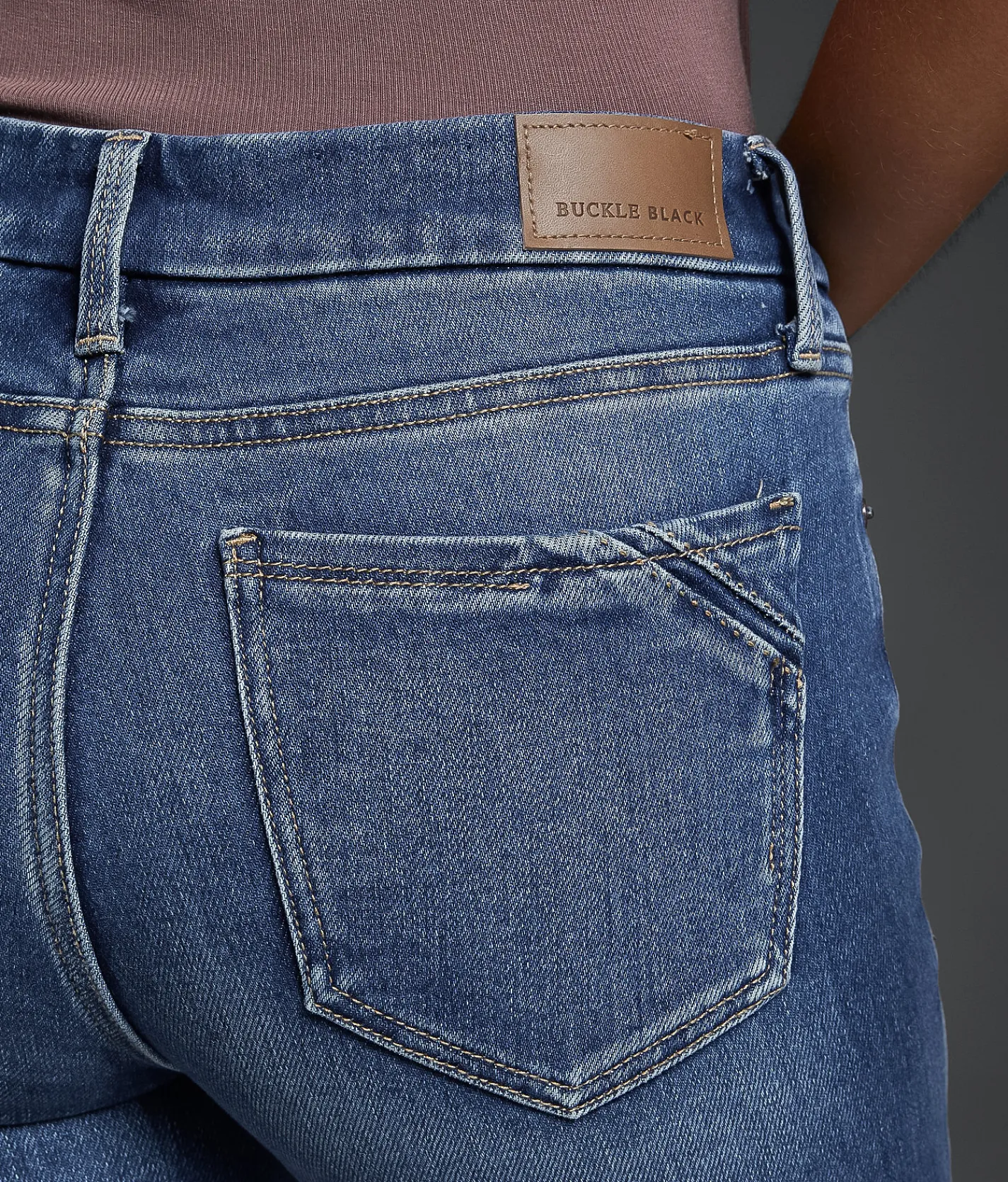 Buckle Black Fit No. 53 Trouser Stretch Jean Haislip Online
