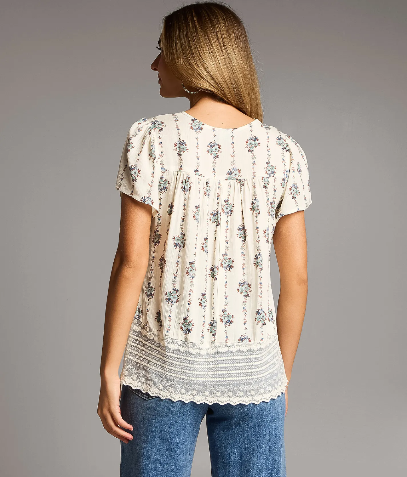 BKE Floral & Lace Top Cream Blue Best