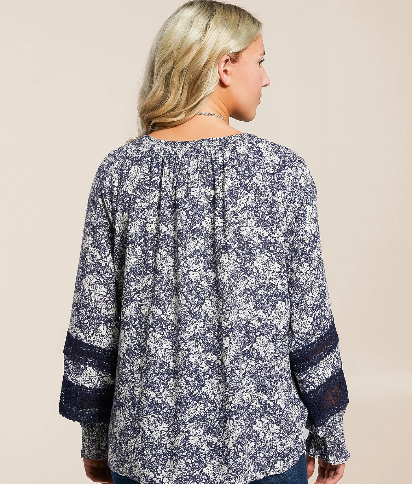 Daytrip Floral Blouse Crown Blue Cream Hot