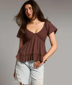 Tops | BKE Floral Crinkle Knit Top Plum