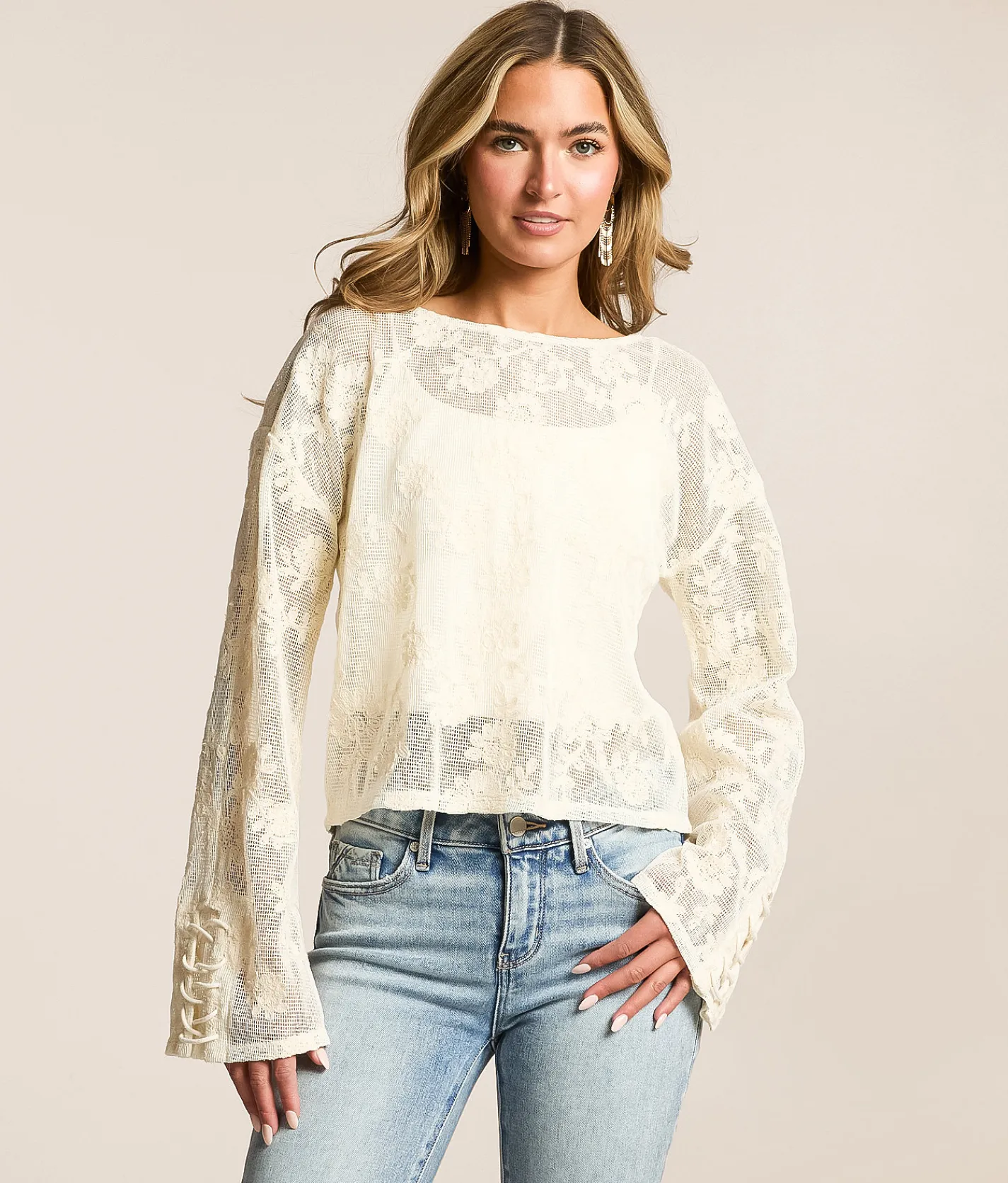 Tops | Willow & Root Floral Crochet Top Cream