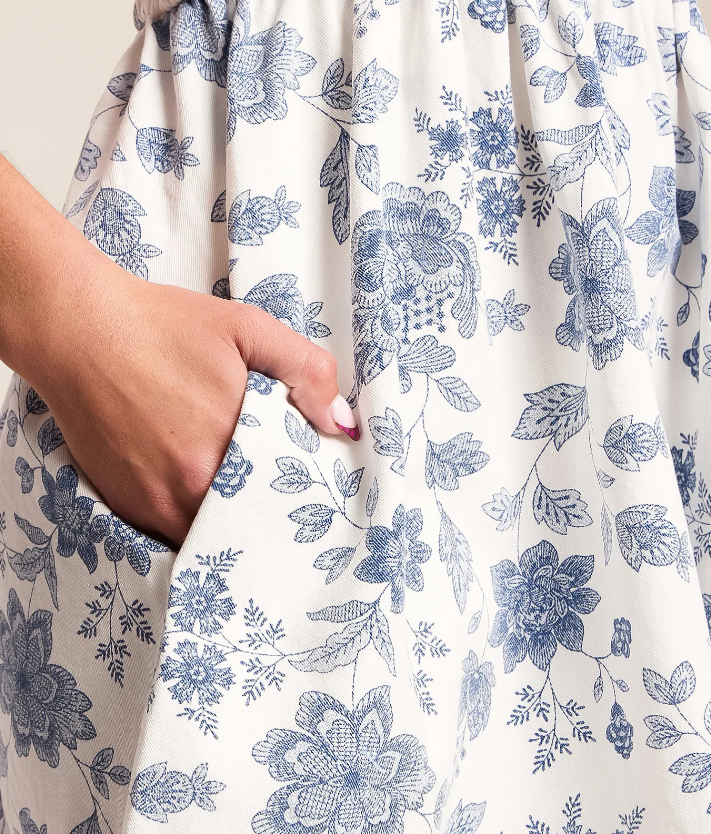 Dresses | Peach Love California Floral Denim Dress Blue White