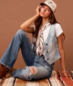 Sterling & Stitch Floral Jacquard Denim Vest Light Wash Hot