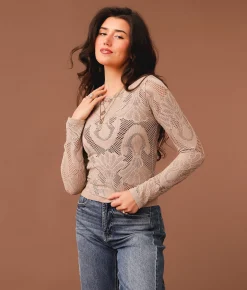 Tops | Gimmicks Floral Laser-Cut Cropped Top Cream
