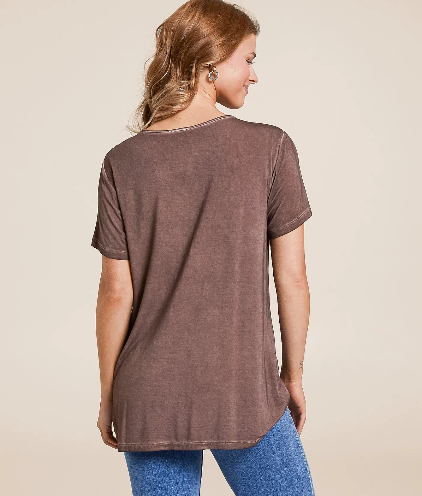 White Crow Frey Twisted Front Top Peppercorn Hot