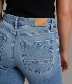 Shorts | BKE Gabby Bermuda Stretch Cuffed Short Kilgore 2