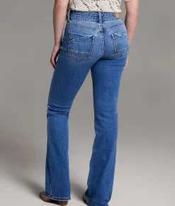 BKE Gabby Boot Stretch Jean Dial Discount