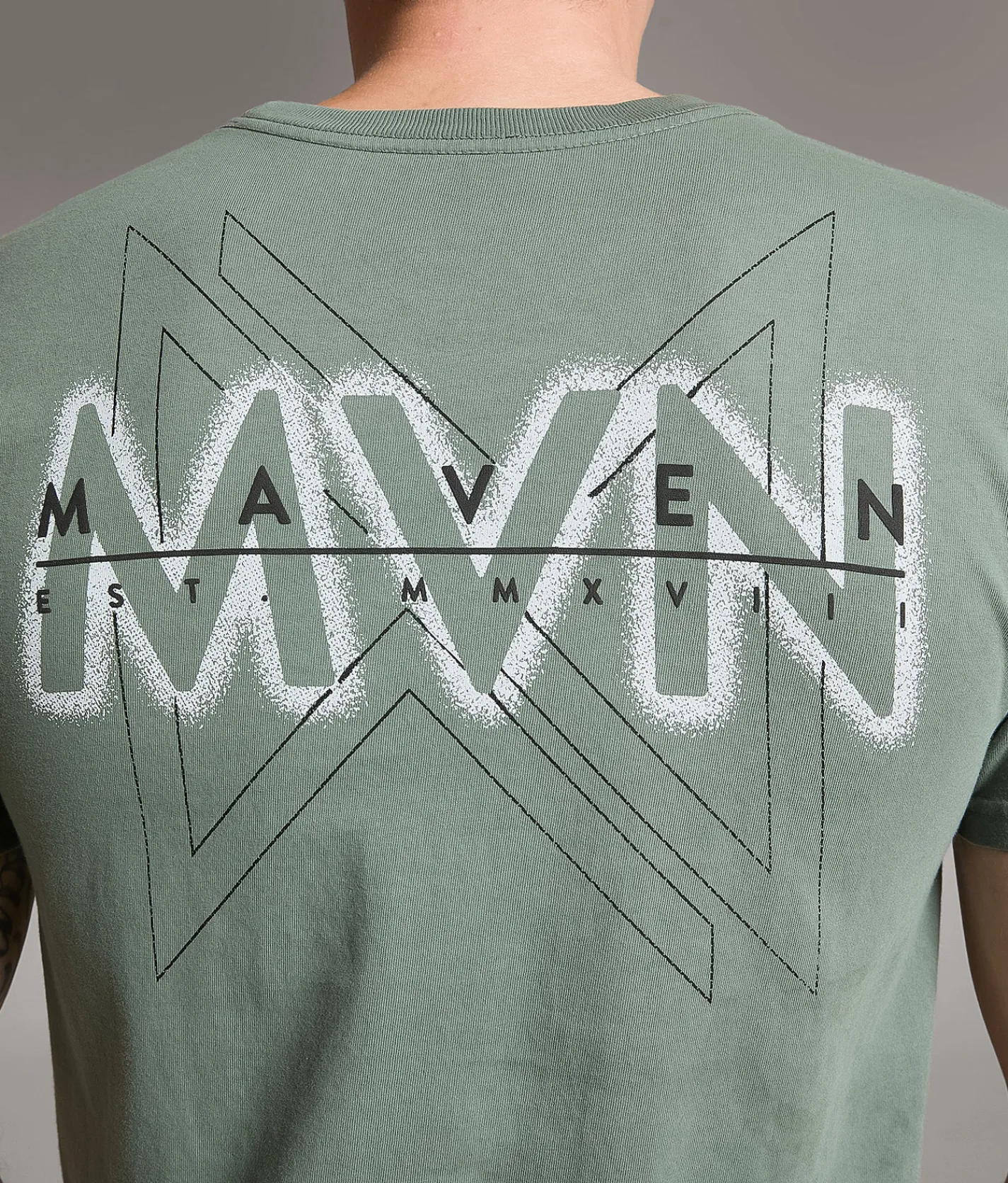 Tops|Graphic T-Shirts | Maven Co-op Glow T-Shirt Balsam Green
