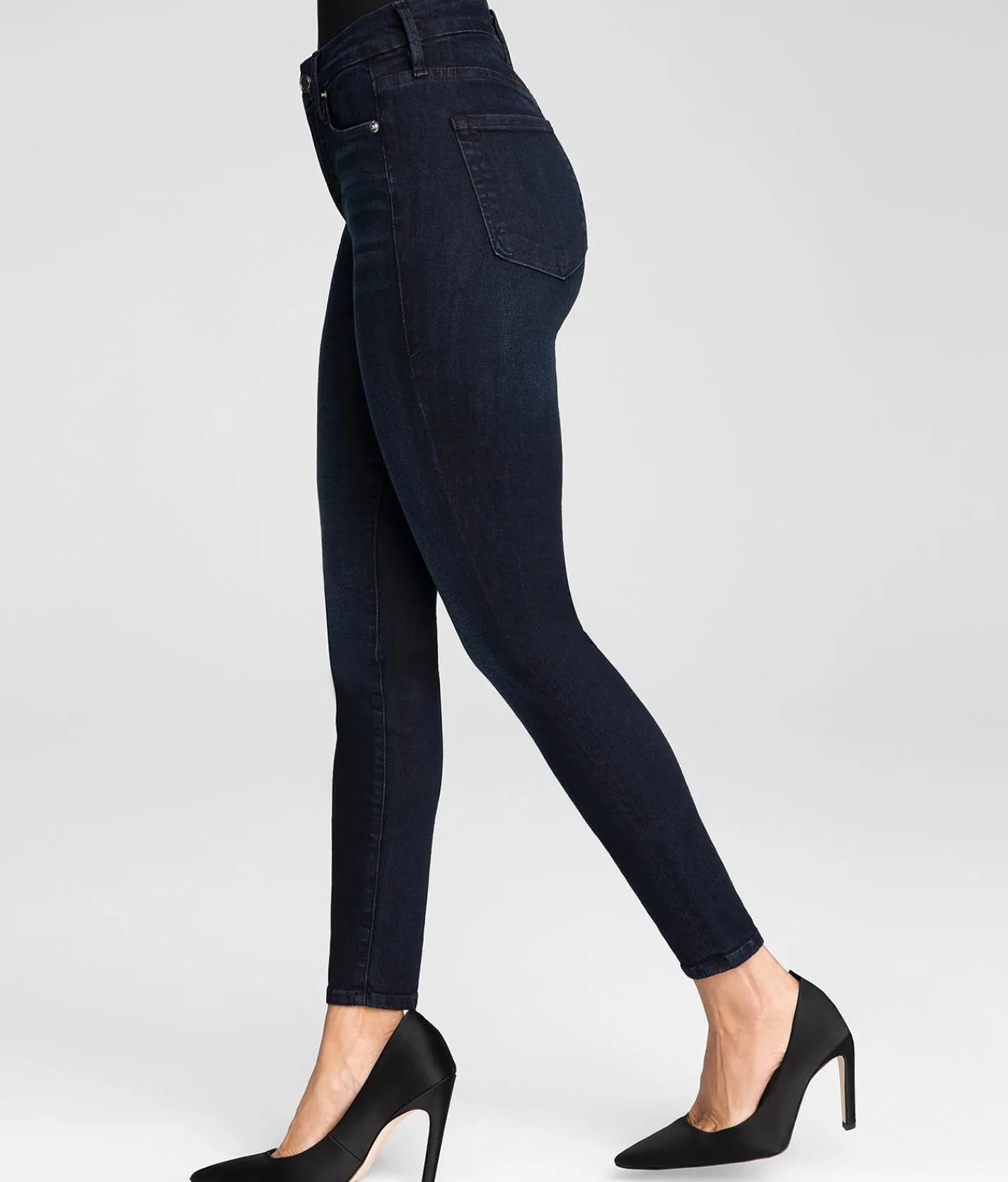 GOOD AMERICAN Good Legs High Rise Skinny Stretch Jean B224