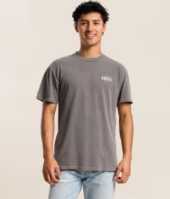 Tops|Graphic T-Shirts | Veece Hairline T-Shirt Storm Grey Pigment Dye