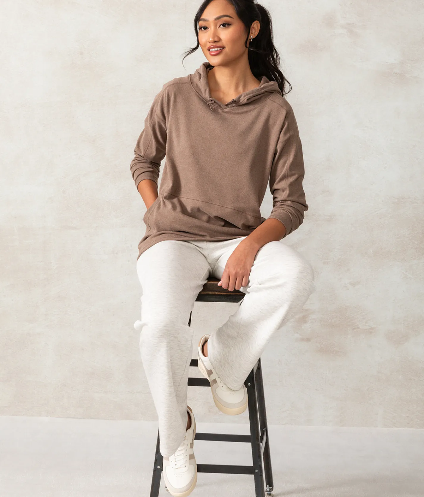 Tops|Activewear | Buckle Black Harper Hoodie Cocoa
