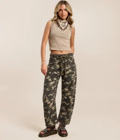 Jeans|Bottoms | Veveret High Rise Barrel Jean Camo