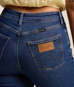 Wrangler® High Rise Flare Stretch Jean Wyoming Best