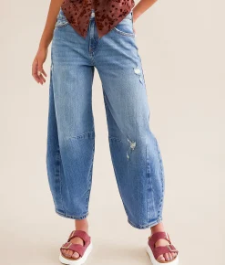 KanCan Signature High Rise Horseshoe Stretch Jean Medium Hot