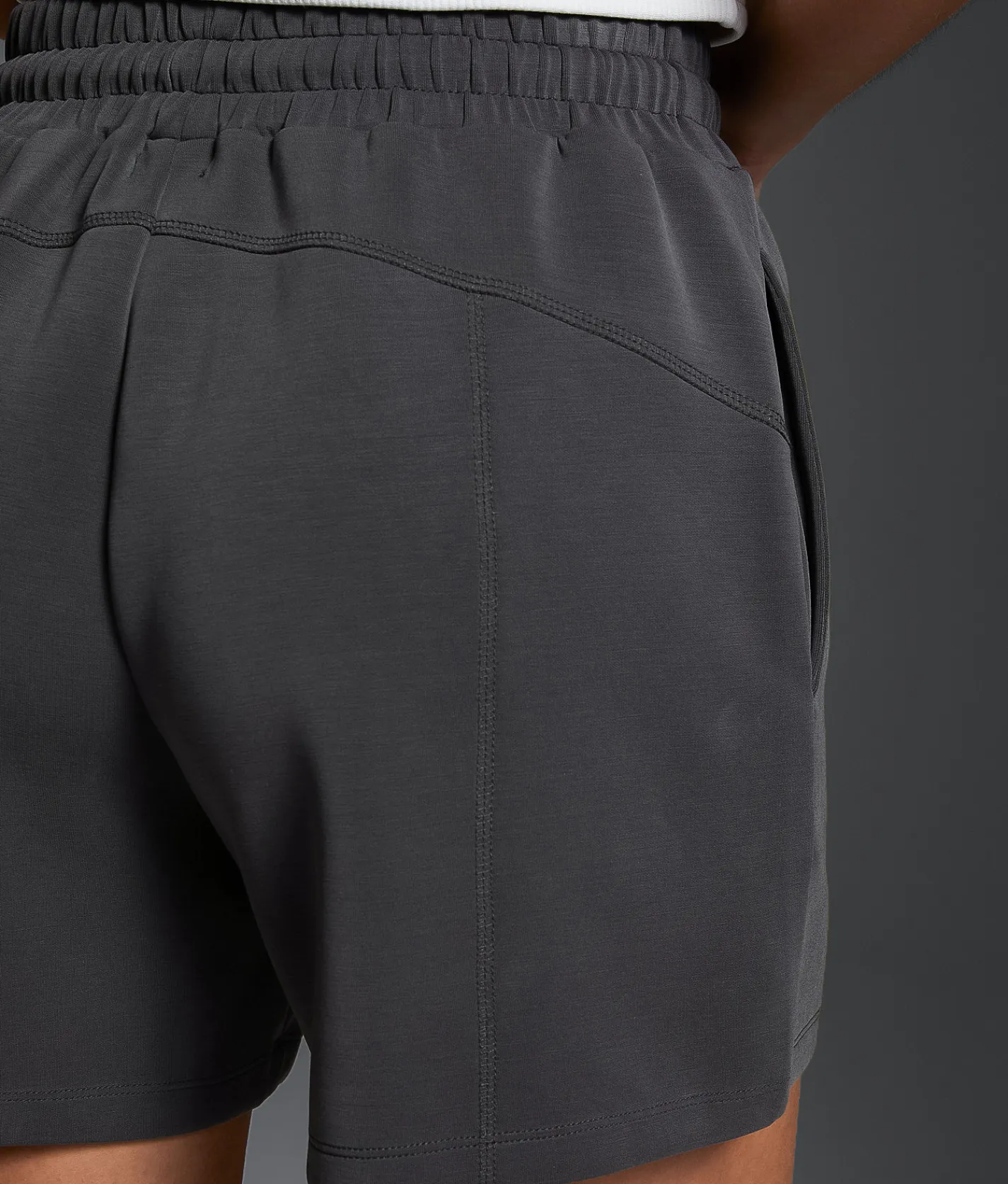 Buckle Black High Rise Stretch Short Ebony