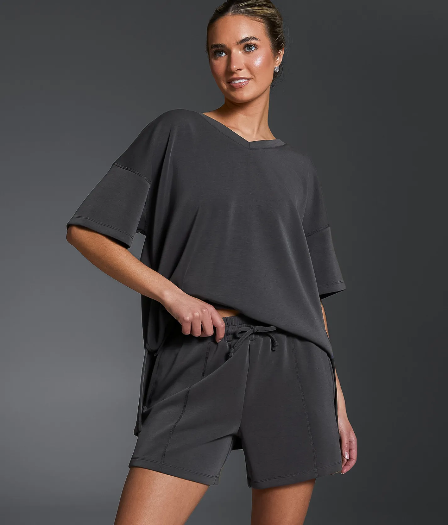 Buckle Black High Rise Stretch Short Ebony
