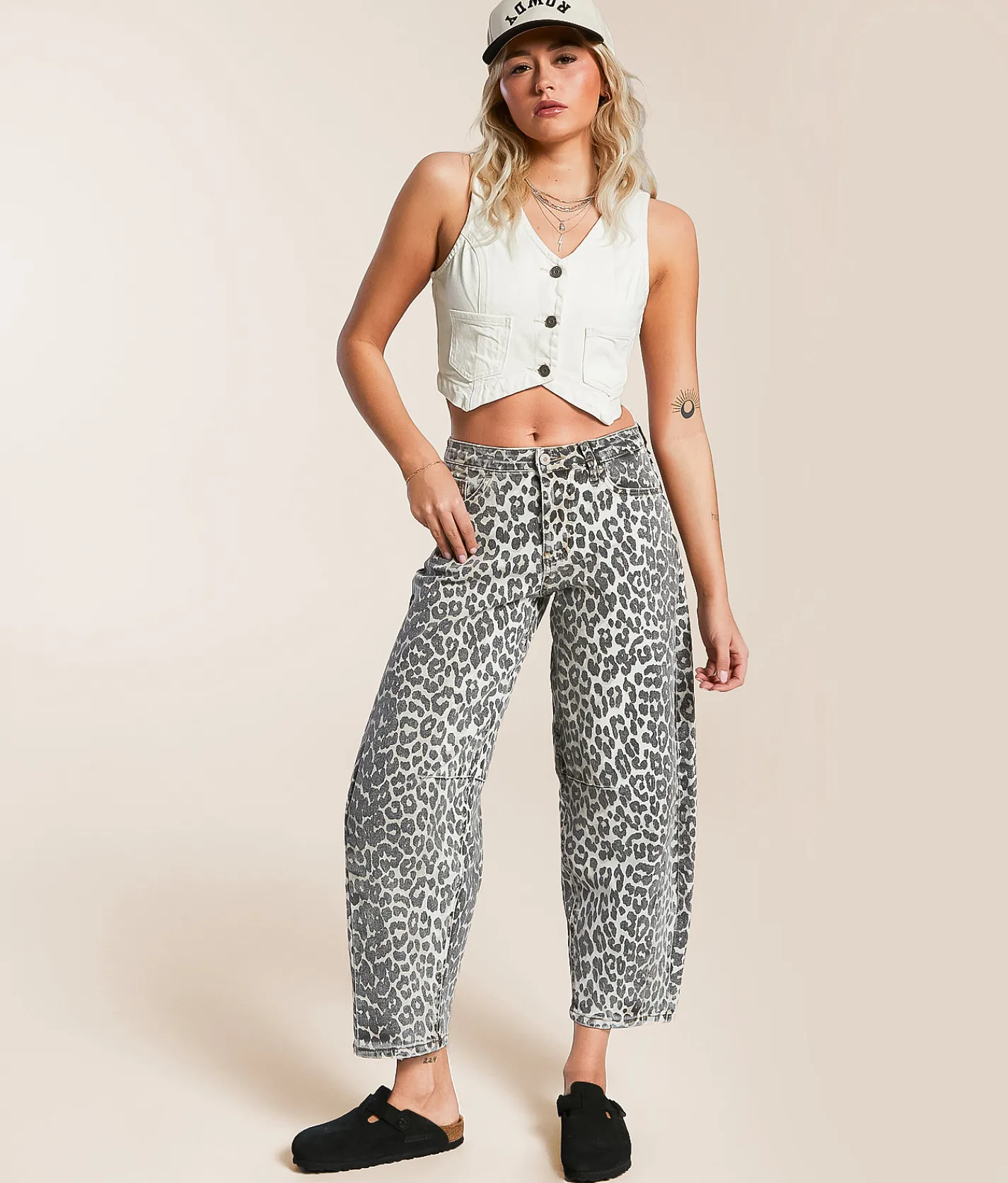 KanCan Horseshoe Cheetah Print Stretch Jean Beige Hot