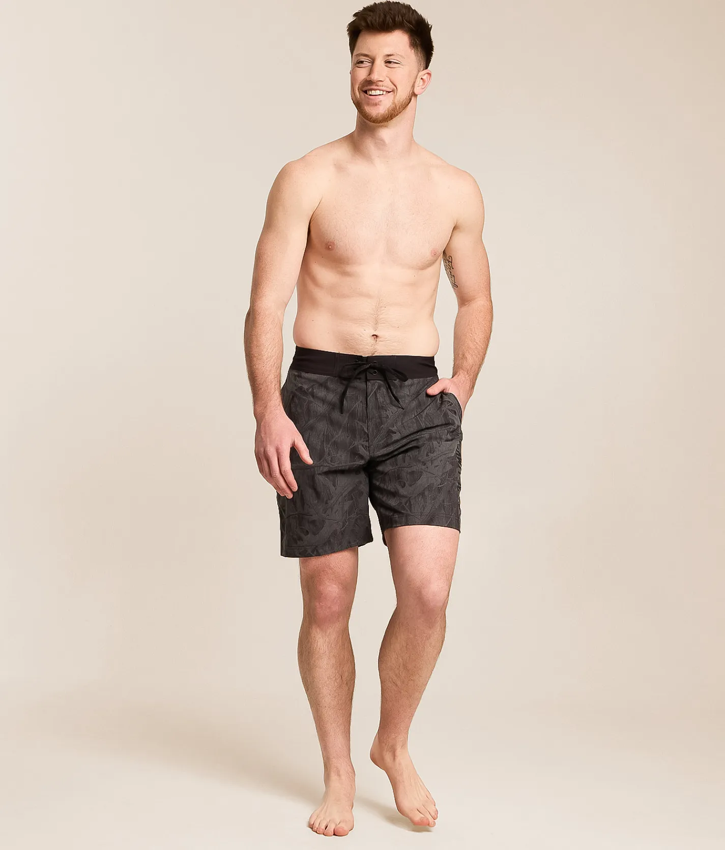 Bottoms|Swimwear | Affliction Howitzer Oak Tree Leaves Camo Stretch Boardshort Dk Charcoal Heather
