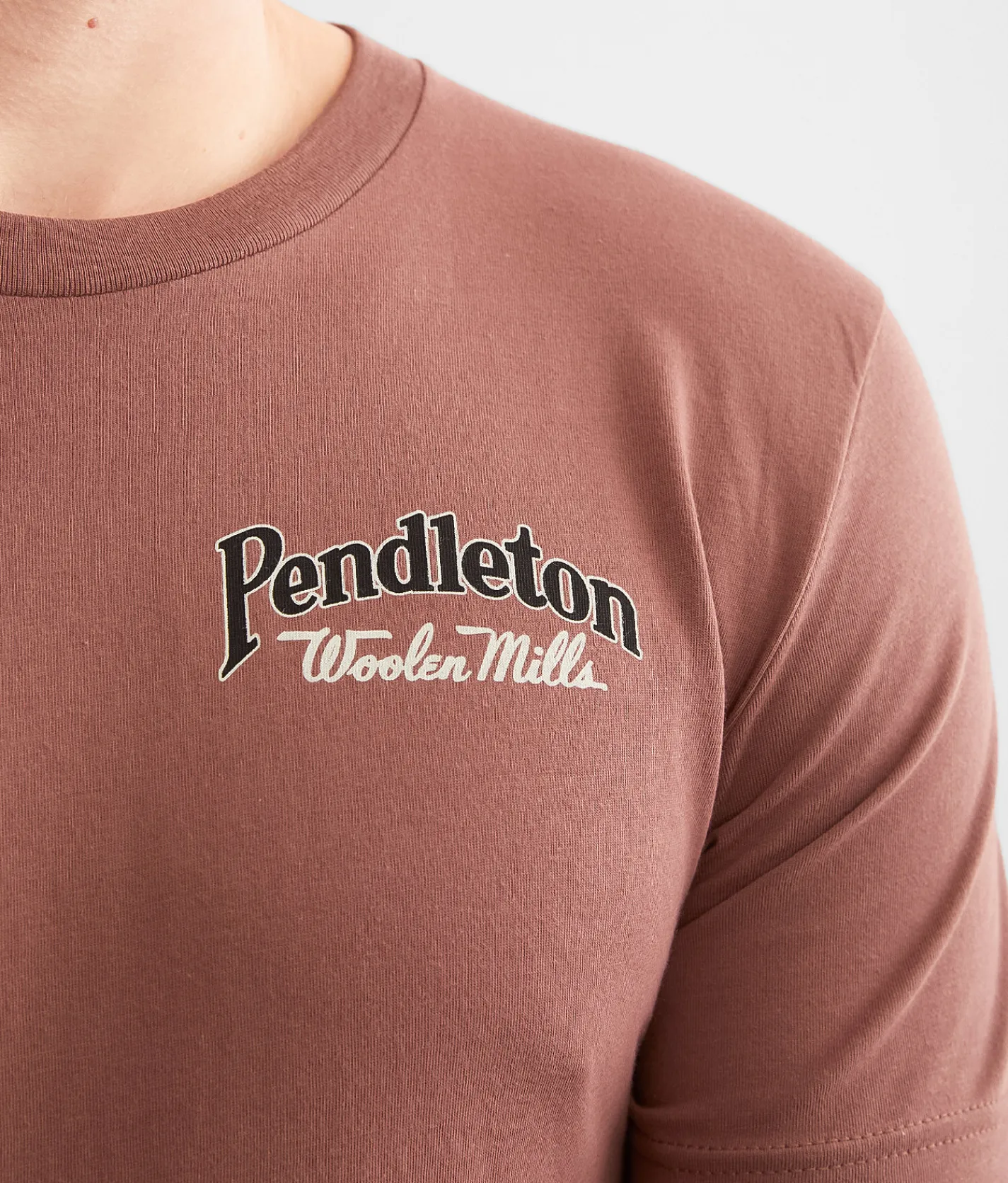 Pendleton Howling Wolf T-Shirt Chestnut New