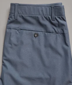 BKE Hybrid Standard Stretch Short Stormy Weather Discount