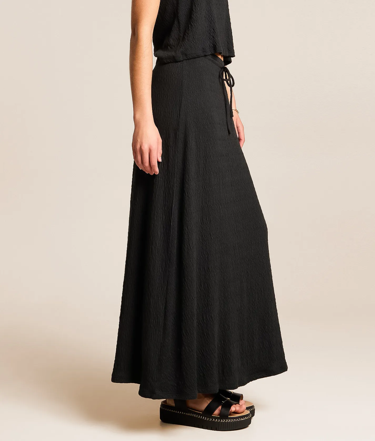 Bottoms | Z Supply Idris Maxi Skirt Black
