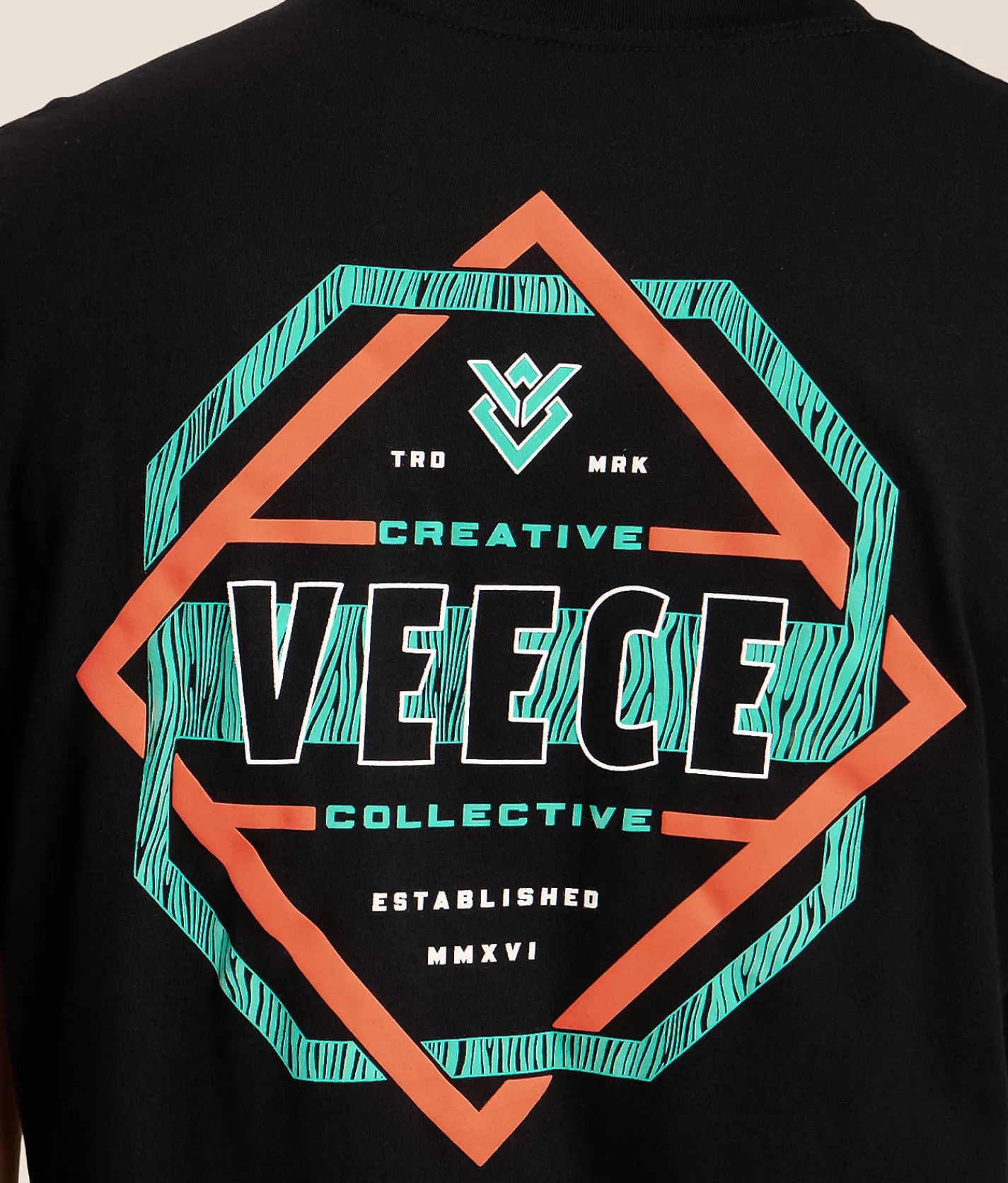 Tops|Graphic T-Shirts | Veece Intertwind T-Shirt Black