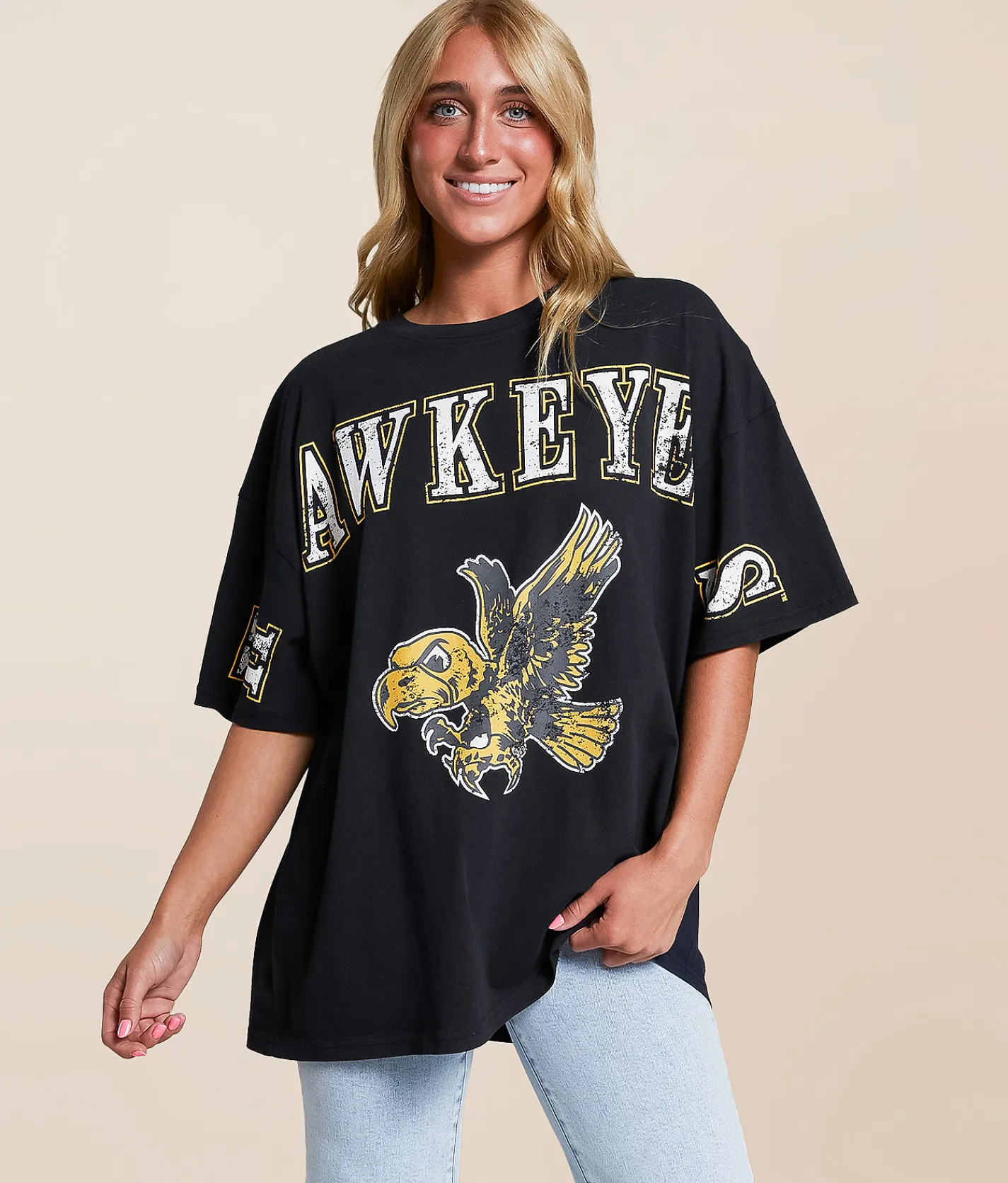 Tops | Gameday SOCIAL® Iowa Hawkeyes Oversized T-Shirt Black