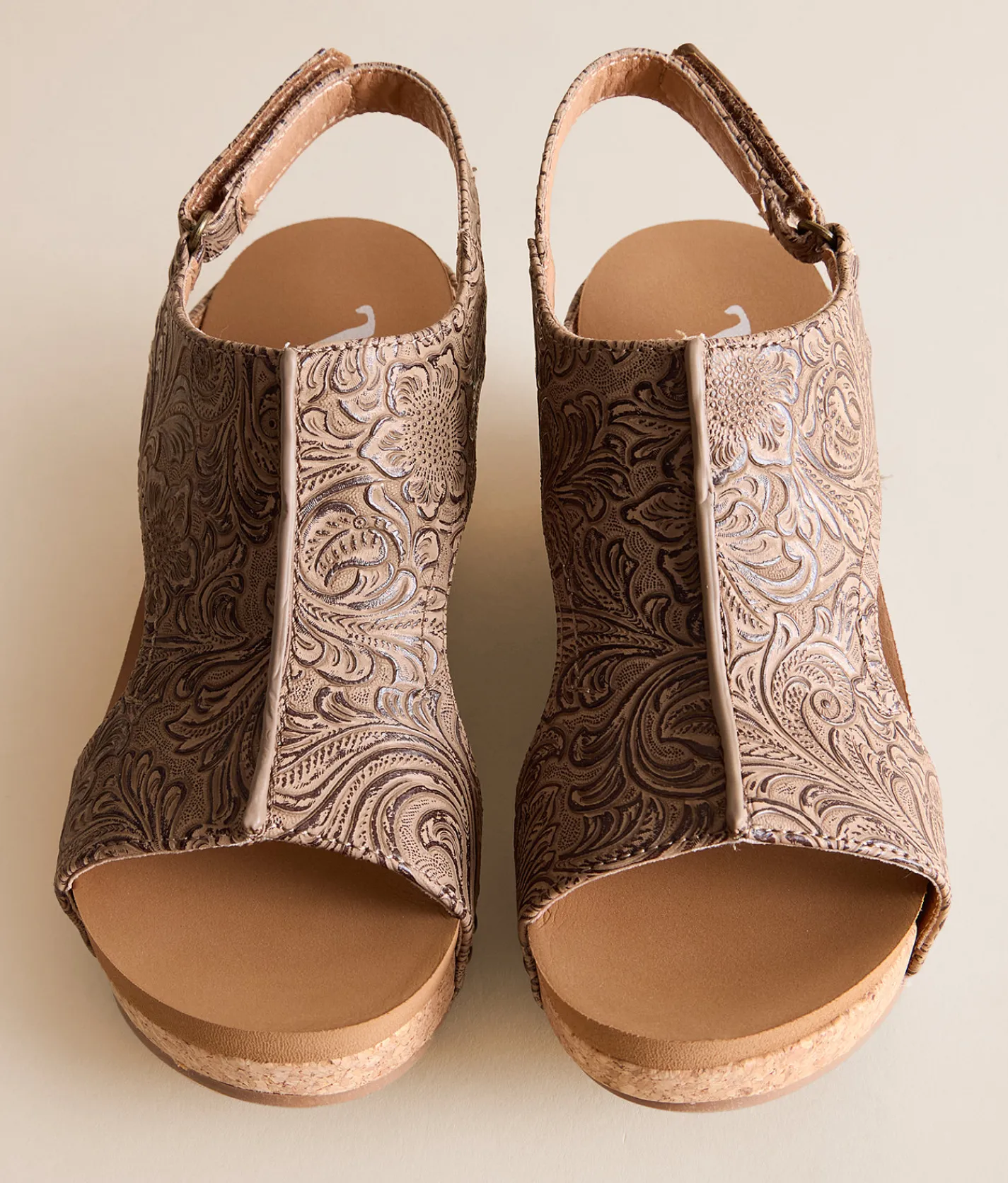 Very G Isabella Tooled Wedge Sandal Brown New