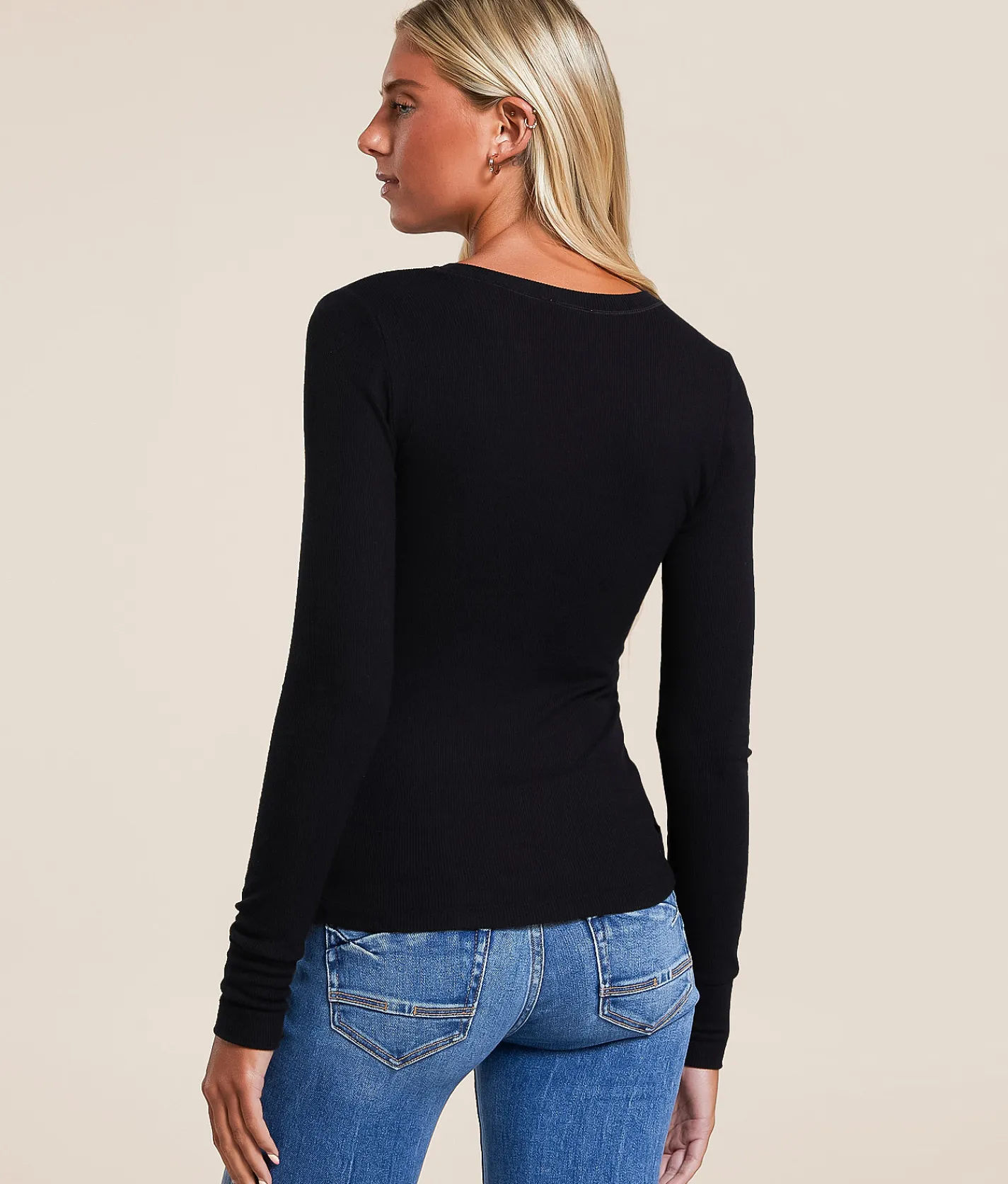 White Crow Jasmine Henley Black Best