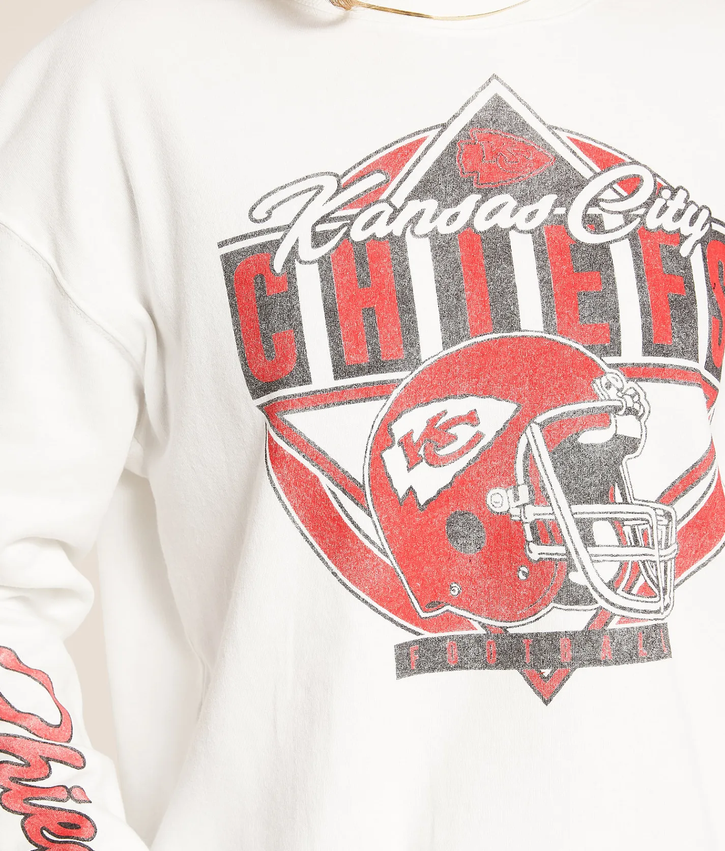 Junkfood Kansas City Chiefs Helmet Cropped Pullover Vintage White Clearance