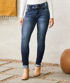KanCan Signature Kurvy Mid-Rise Skinny Stretch Jean Brenna
