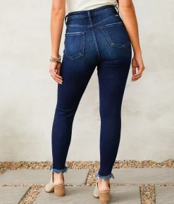 KanCan Signature Kurvy Ultra High Rise Ankle Jean Paris