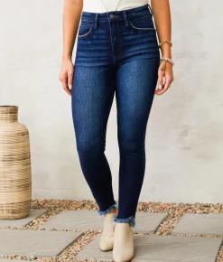 KanCan Signature Kurvy Ultra High Rise Ankle Jean Paris