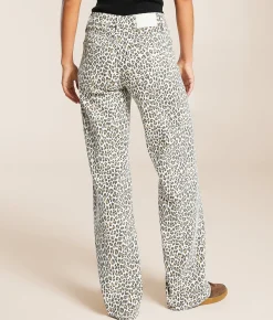 HIDDEN Logan Cheetah Dad Stretch Jean White Cheetah Hot